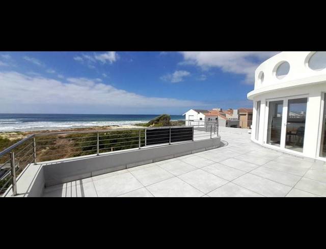 4 BEDROOM HOUSE FOR SALE IN STILBAAI EAST